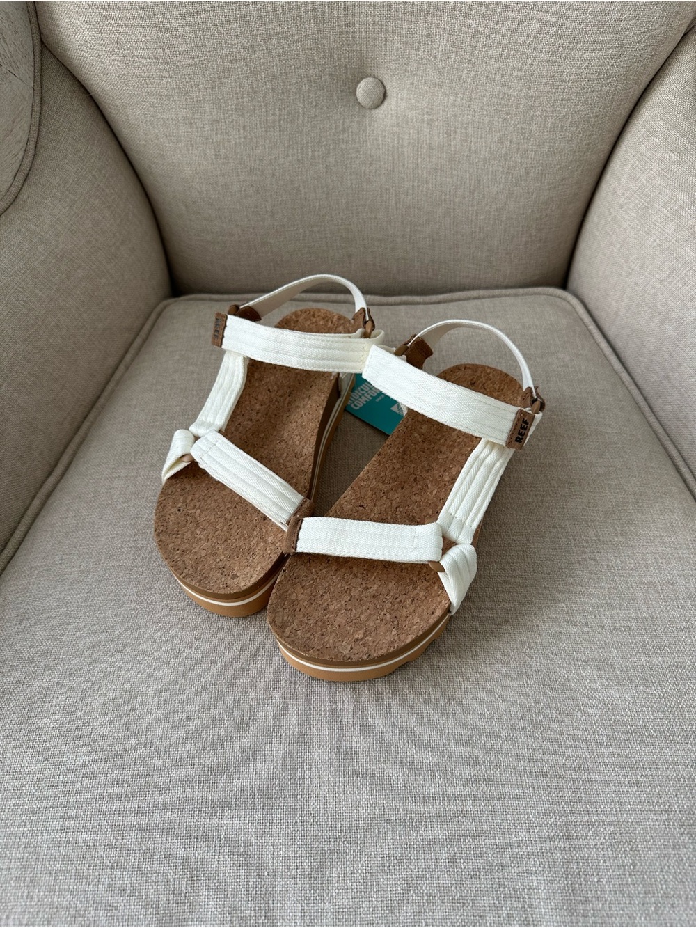 reef cushion rem hi ivory arch support sandals - Picture 4 of 12